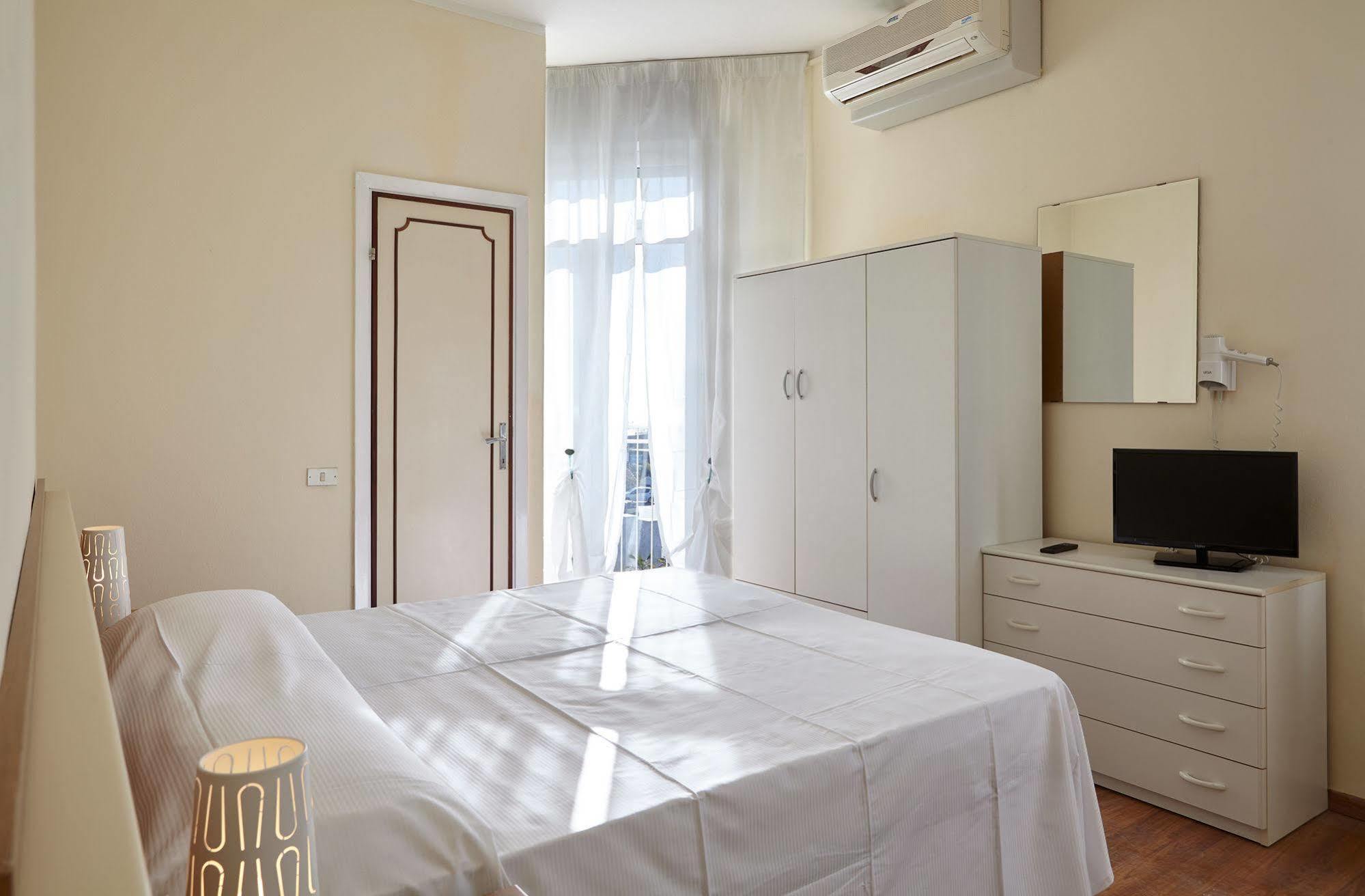 Hotel Mirage Marina di Pietrasanta Extérieur photo